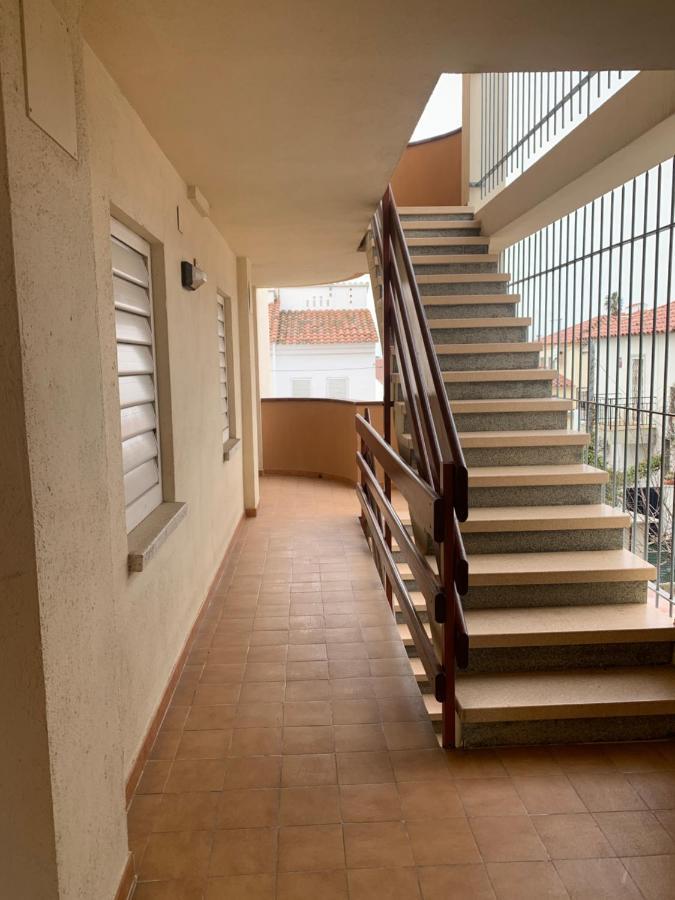 Apartamento De Playa En Santa Margarita. Rosas Exteriör bild