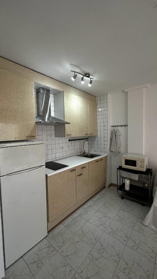 Apartamento De Playa En Santa Margarita. Rosas Exteriör bild